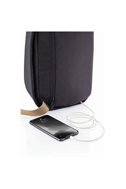 XD Design ANTI-THEFT BACKPACK BOBBY SLING BLACK