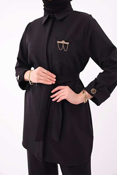 VOICTEC Комплект от панталони и туника с двойна креп брошка