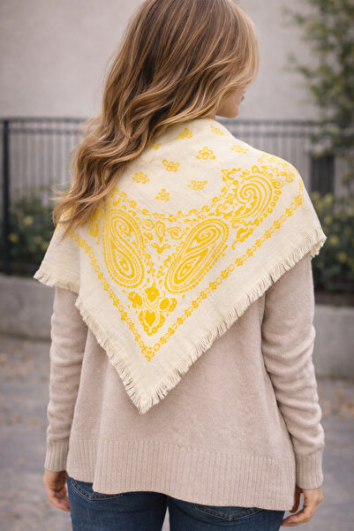 AGAPI Kujten Model Ethnic Patterned Tasseled Square Shoulder Scarf – 100X100 cm