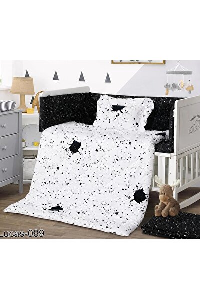 alzawia Luxurious 4-piece baby barrier mat set with a modern design