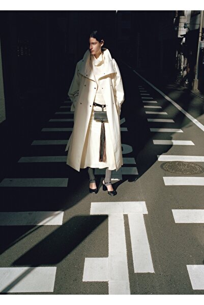 MANGO Woman Oversize huni yaka kemerli trençkot