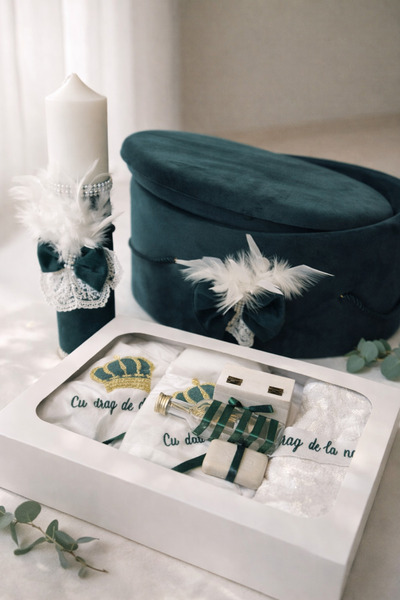 THE VINTAGE SHOP Baptismal kit