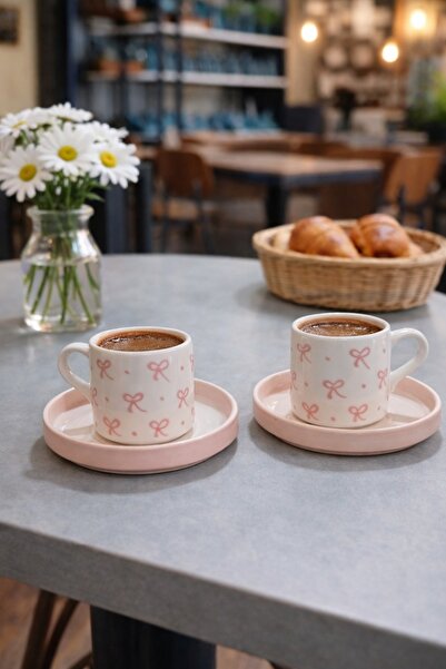 Ceramillion Zarif Fiyonk Figürlü El Boyaması Seramik 2'li Kahve Fincanı