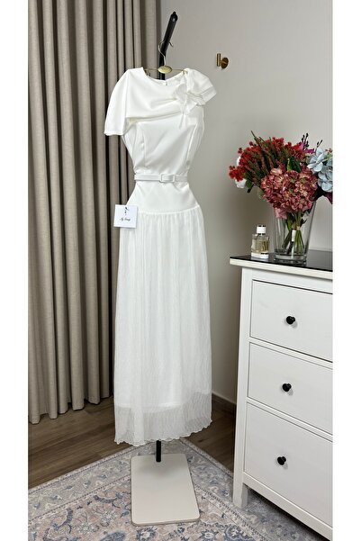 MYGROUP Soft white dress