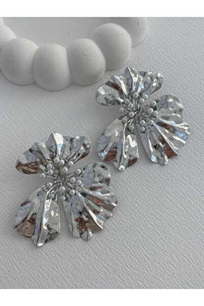 Luparadis Special Series Large Flower Pearl Detail Silver Earrings