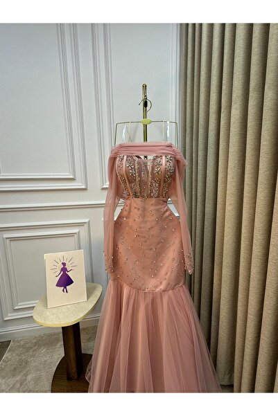 Genenic Lian's dress