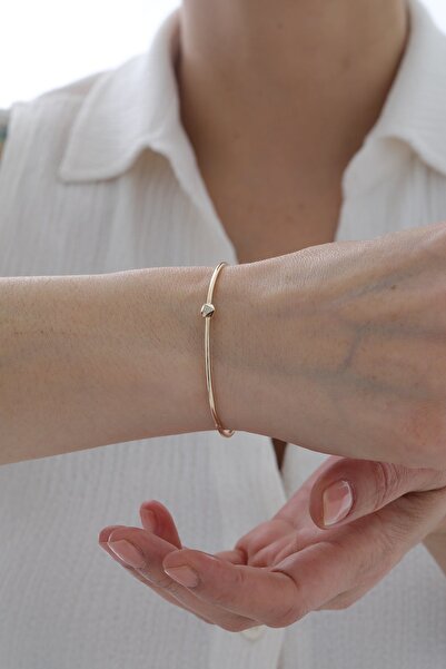 YAVUZ KUYUMCULUK 14 Ayar Altın Üçgen Taşlı Kelepçe