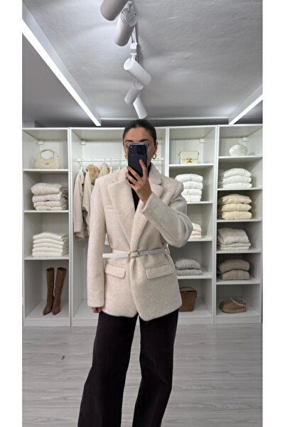 LUUNA STORE Lysa Soft Textured Belted Jacket - White