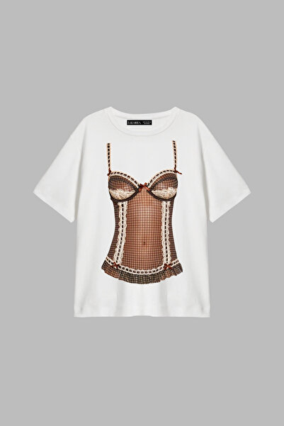 CİNEMA MODA تي شيرت نسائي أبيض مطبوع من NKD بقصة مريحة