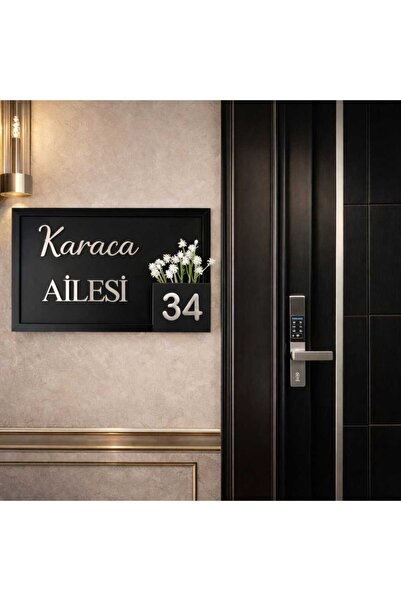 s'he design organizasyon Kişiye Özel Ahşap Çerçeveli Aile İsmi ve Kapı Numara...