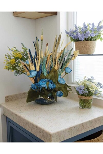 Handmade CAN FANUSTA YAPAY MAVİ GÜL VE KURU ÇİCEKLER İLE SÜSLENMİŞ HARİKA BİR...