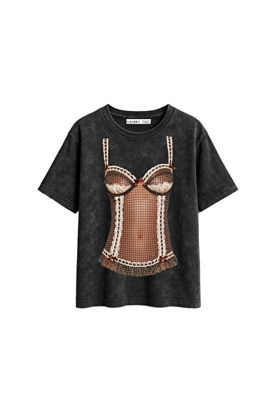 CİNEMA MODA تي شيرت نسائي أسود مطبوع من NKD بقصة مريحة وقابل للغسل