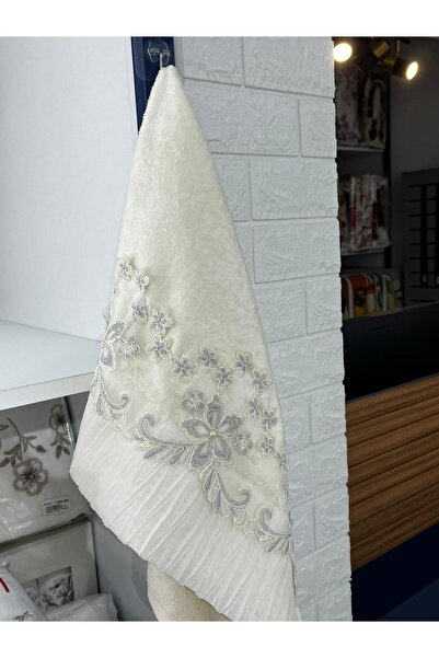 VELLON HOME منشفة ميرا الذهبية المزخرفة 50 × 90