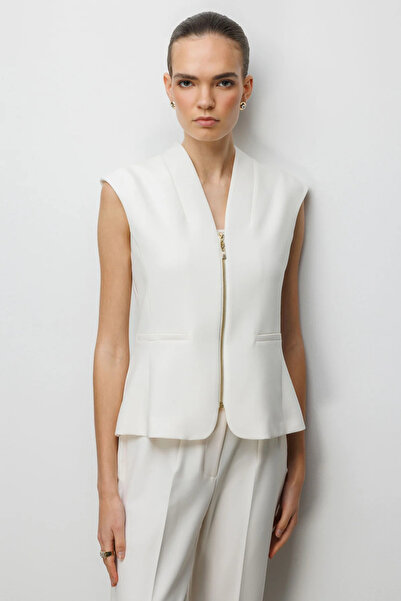 Ekol سترة بتفاصيل خياطة على شكل حرف V 1010