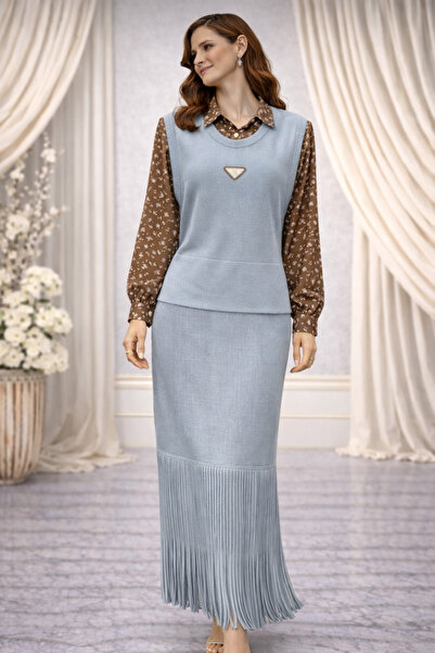 SELSAL An elegant set with a sophisticated style