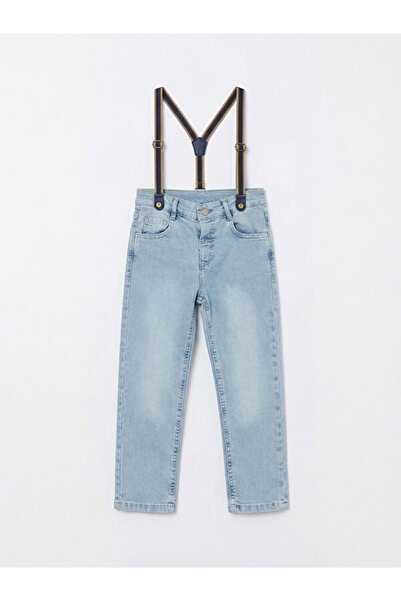 LC Waikiki بنطلون جينز للأولاد من فريزن ستور من مجموعة سيكشنز آي سترابدز