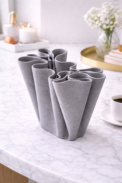 Vescarri Folded Form Decorative Vase – Modern Fold Design Vase