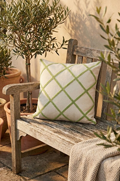 Valmia Home غطاء وسادة بنقشة البقلاوة 42x42 سم - ملمس عصري منقوش