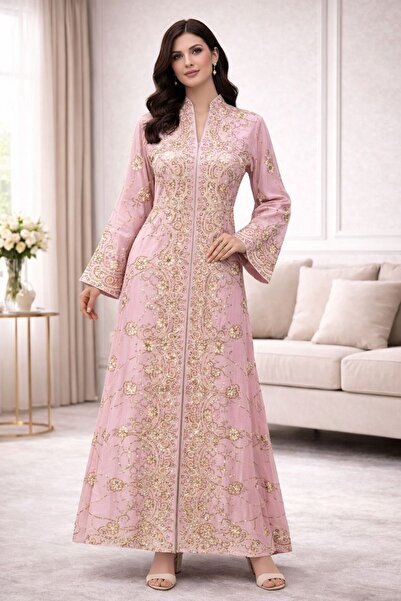 ELLA A Gulf-style women's jalabiya with elegant embroidery and a soft touch.