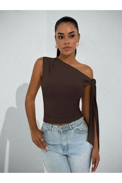 Machetta Women's One-Shoulder Crop Blouse