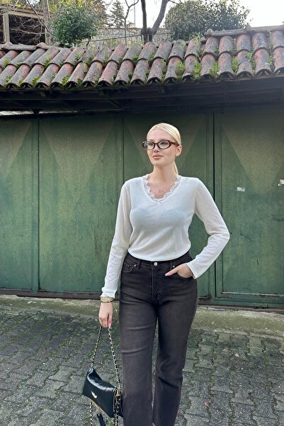 lizge giyim V-Neck Lace-Detail Tricot