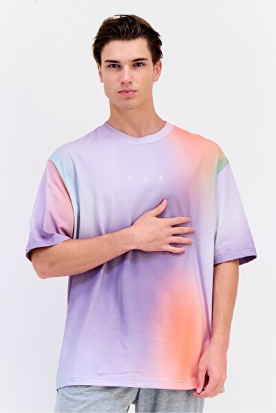 Nike Men Sportswear Fit Short Sleeve Outdoor T-Shirt, Multicolor