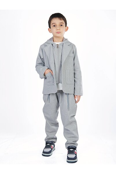 XO Kids Set de 3 piese pentru băieți (bluză și pantaloni) 6-9 ani 13216