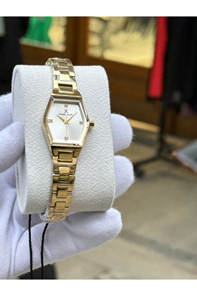 Daniel Klein Aşkın Zamanla Yarıştığı En Şık An: Sevgililer Günü Özel Koleksiy...