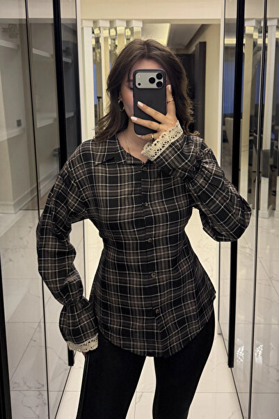 MOZENA Cămașă în carouri cu detaliu guipure și șnur în talie