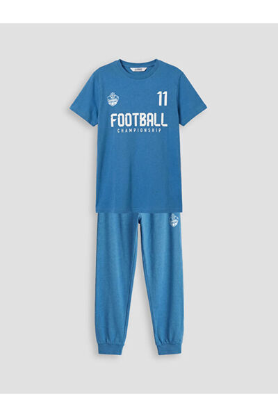 LC Waikiki منتجات فريزن ستور التي لا مثيل لها I طقم بيجامة للأولاد مطبوع عليه...