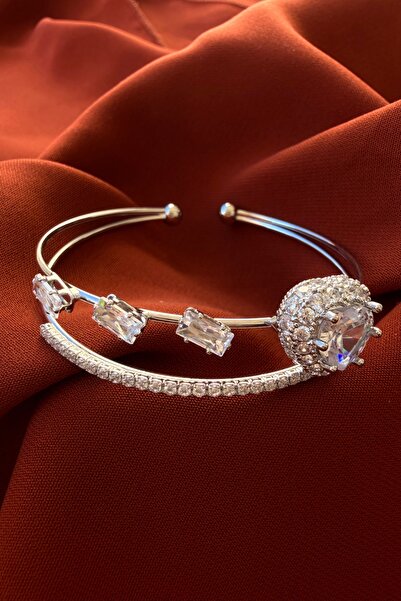 Bonicce Zircon Stone Embellished Heart Motif Women's Steel Bracelet