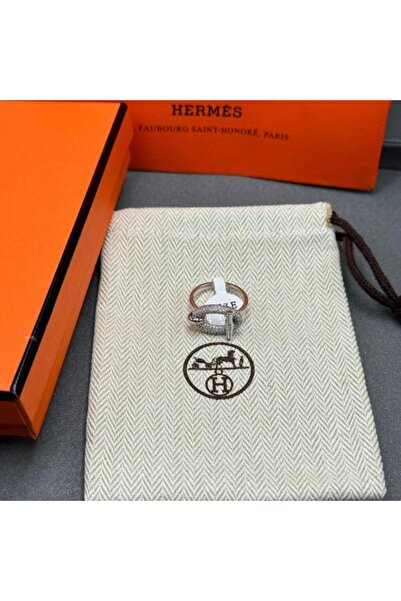 Generic Designer ring with accessories