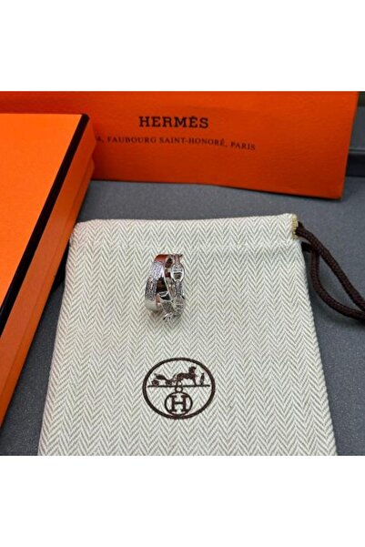 Generic Designer brand ring with accessories