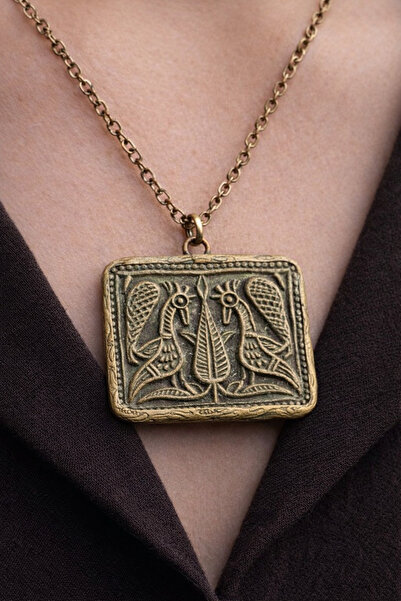 tutu tasarım alaçatı Antique-Looking Necklace with Seljuk Motif and Double Ea...