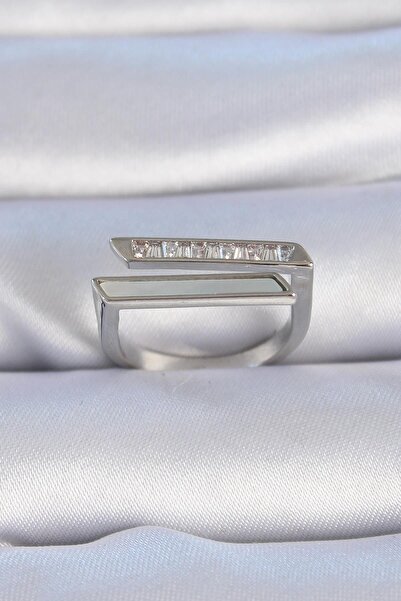 Inure Jewelry النحاس الفضة اللون الزركون حجر أبيض التفاصيل خاتم المرأة