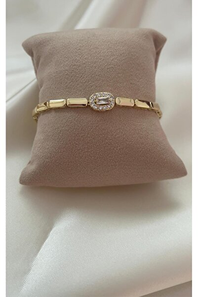 Goche سوار نسائي بسلسلة أنيقة وتفاصيل حجرية بيضاوية الشكل بلون ذهبي عالي الجو...