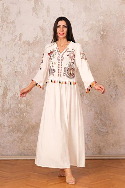 MODANI SEÇ Beyaz V Yaka Önü Ve Kolları Otantik Nakışlı Püsküllü Uzun Elbise