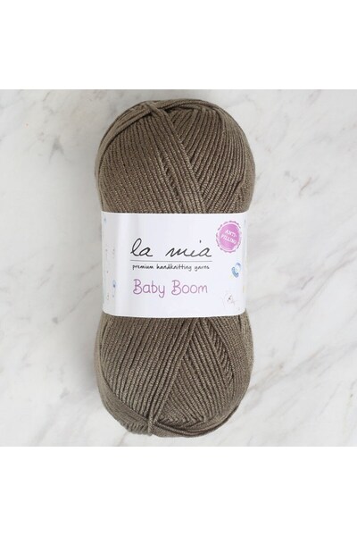 Leyaton خيط الحياكة اليدوي الأخضر من لا ميا بيبي بوم - 444 - 34308 LWLHM-YTRS345