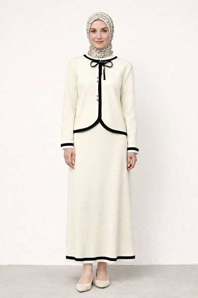 Kirazgym Striped Buttoned Skirted Knitwear Set - Cream