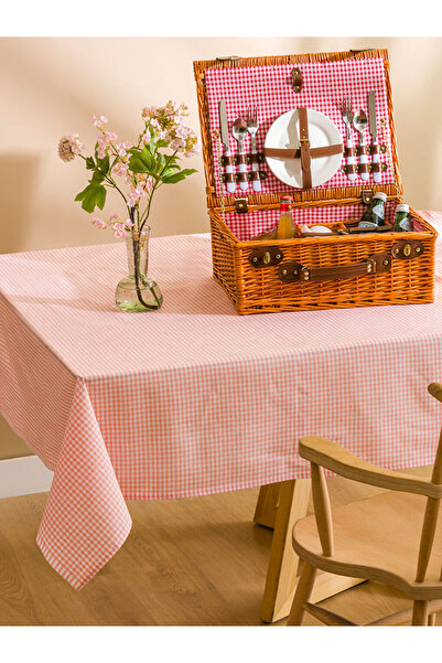 LC Waikiki Rmz Gi̇yi̇m Farkiyla Checkered Embroidered Tablecloth 150X150 cm