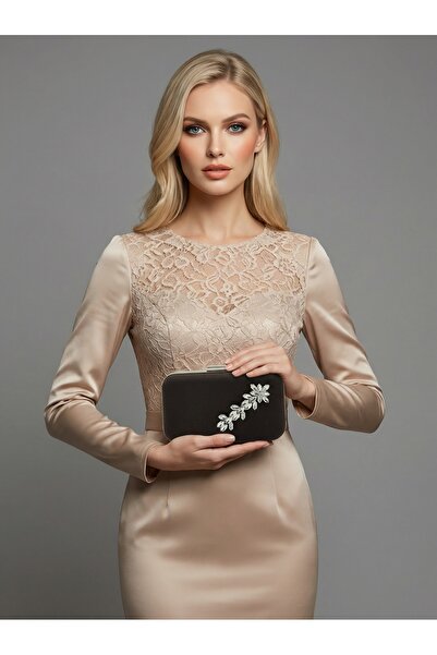 Biçanta Maro Z.A.R.A. Geantă de seară pentru femei cu lanț brodat cu piatră d...