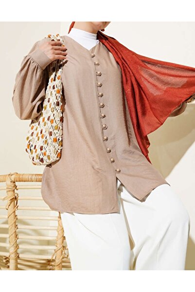 Burcia Brit Buttoned V-Neck Shirt