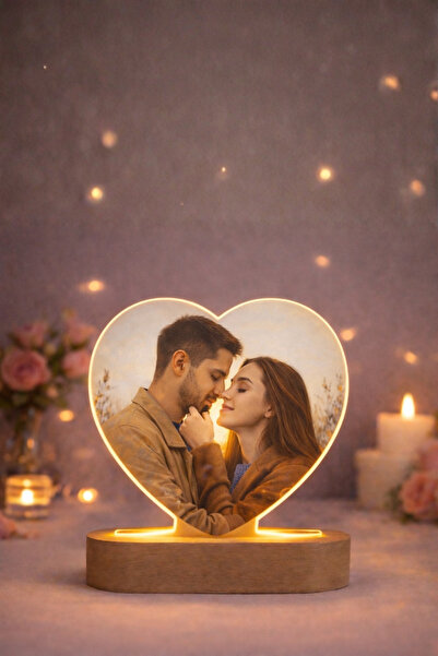 Zeymond Fotoğraflı Hediye Işıklı Kalpli LED Lamba – Sanat Tarzı Özelleştirile...