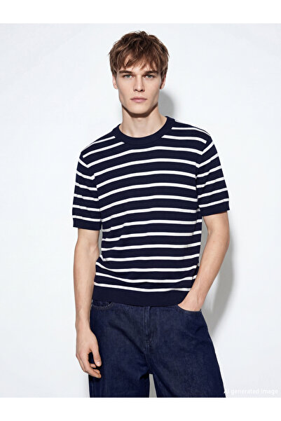 LC Waikiki Navy Blue Crew Neck Striped Men's Knitwear Sweater