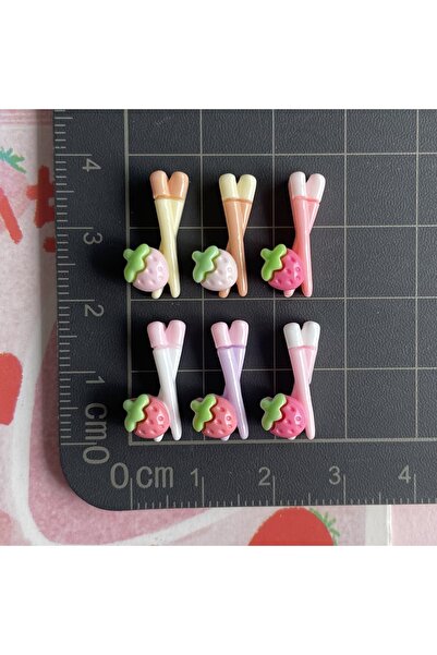 Choice ٢٠ قطعة من إكسسوارات فن الأظافر الصغيرة اللطيفة: شوك، ملاعق آيس كريم، ...