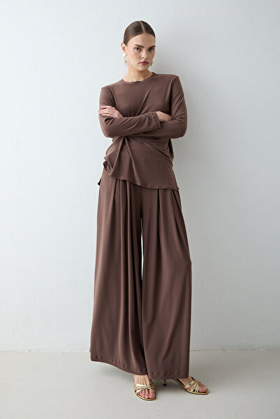 Melike Tatar Brooched Lycra Suit 32-2671