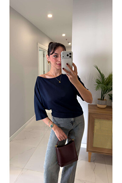 BİRCANÇİL Minnas Navy Blue Boat Neck Blouse