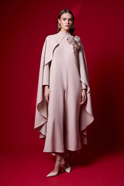 Melike Tatar Salopetă cu pelerină 32-2677