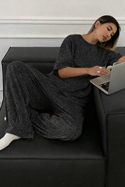 YAKAMEL Women's Crew Neck Summer Short Sleeve Pajama Set