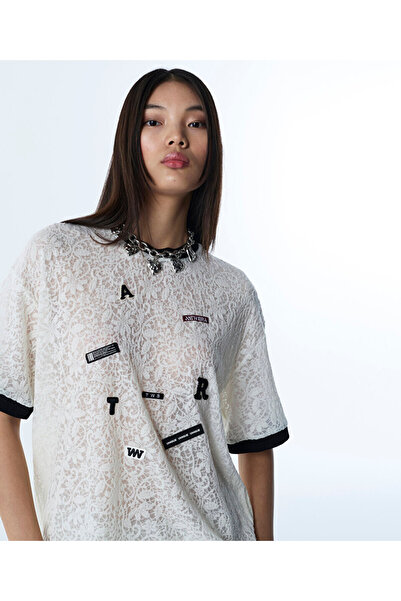 Twist ÇİÇEK DESEN PATCH'Lİ OVERSIZE TİŞÖRT